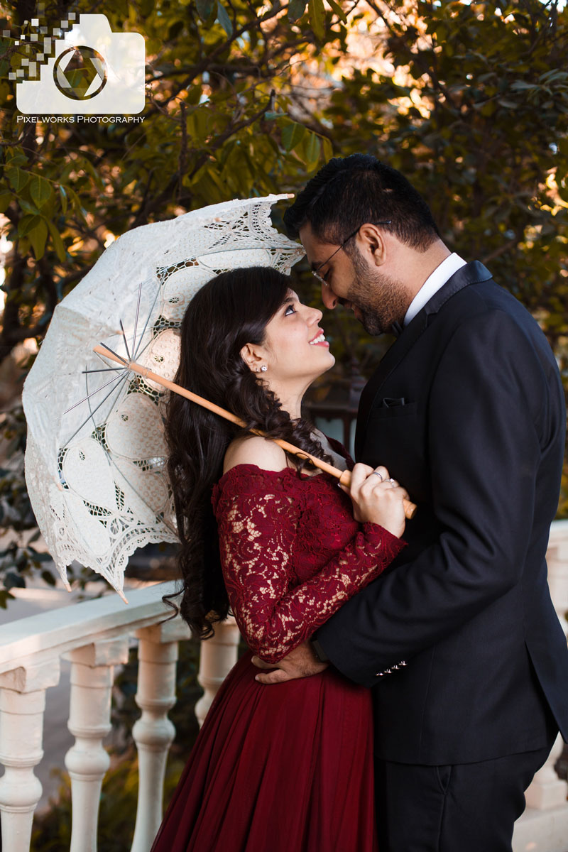 Pre Wedding Photo Shoot Poses, ideas & handy tips for