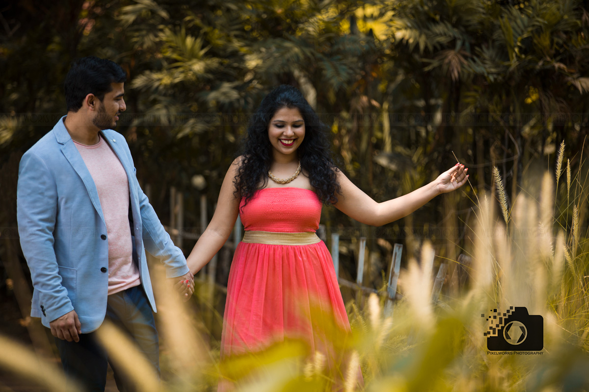 best pre wedding shoot love walk