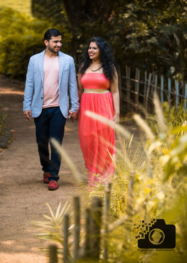 pre wedding shoot outfits