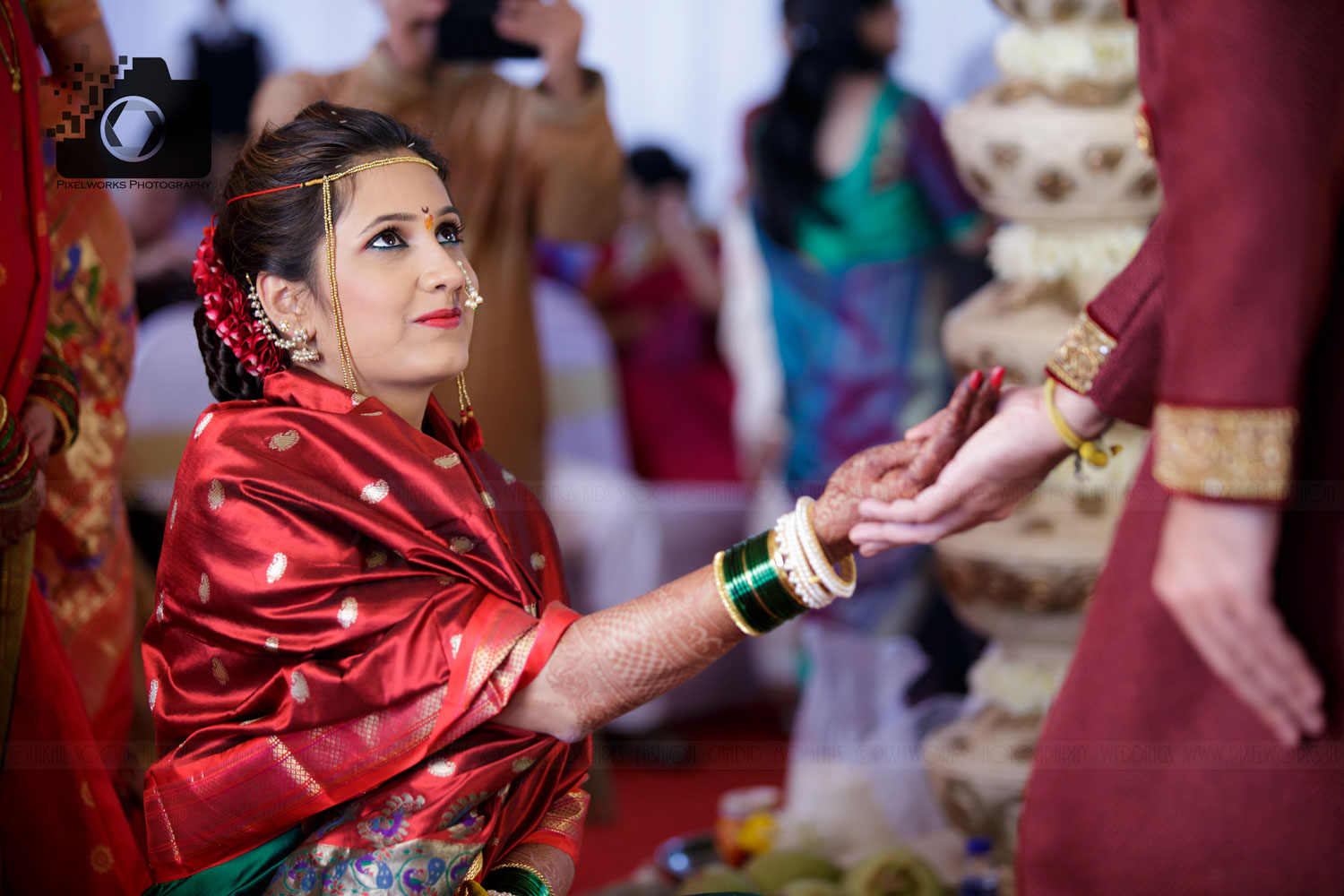Marathi wedding photographer in kothrud pheras