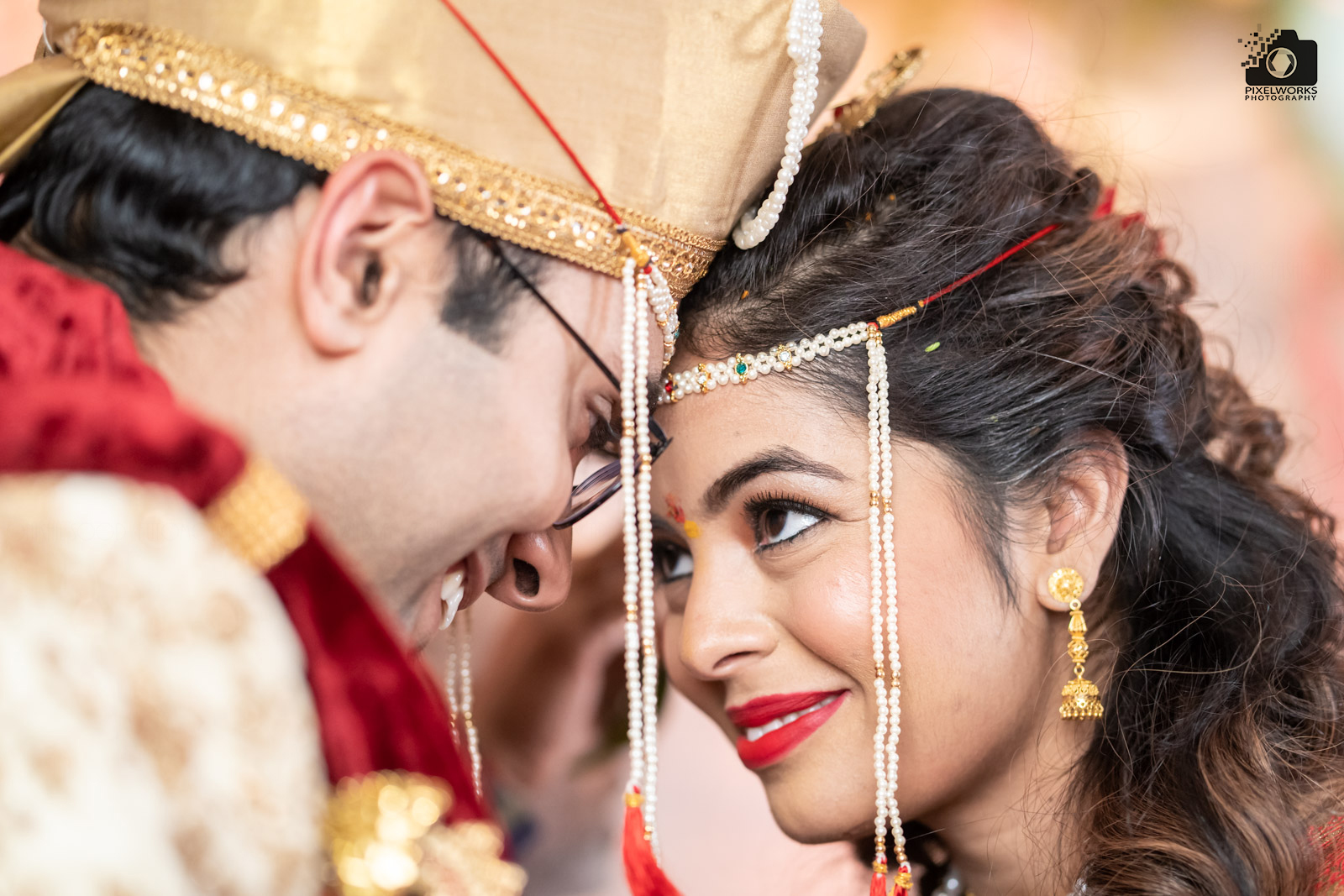 best candid wedding photographer marathi ritual