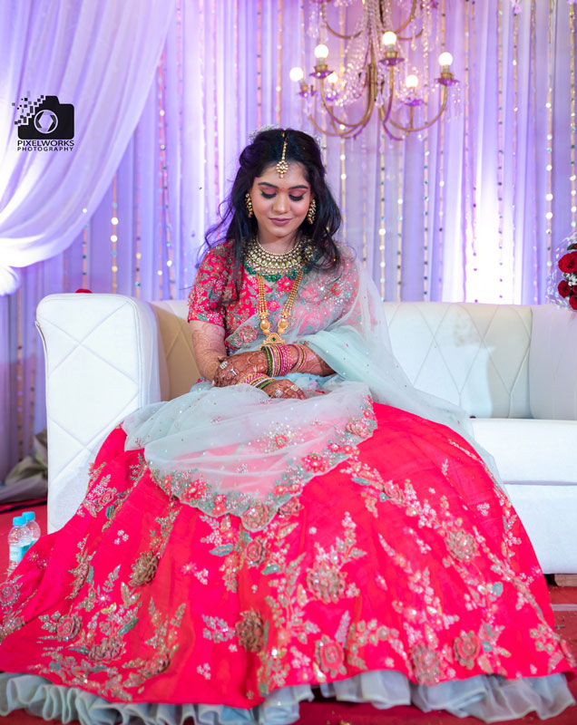 wedding photoshoot smiling bride 