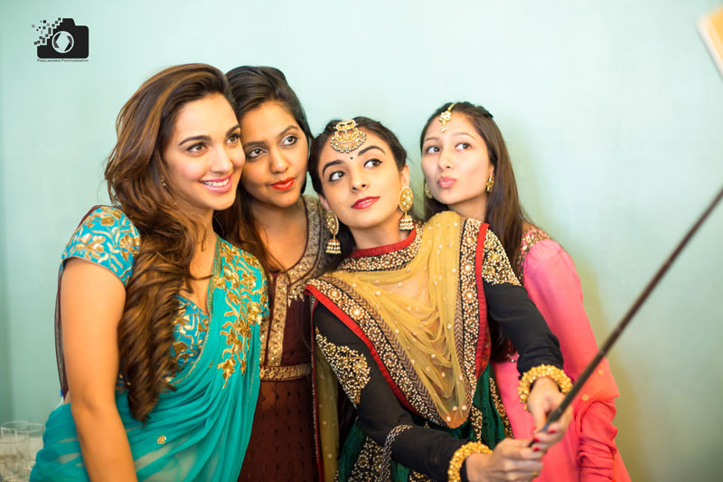 sindhi wedding Photographer in Pune friends