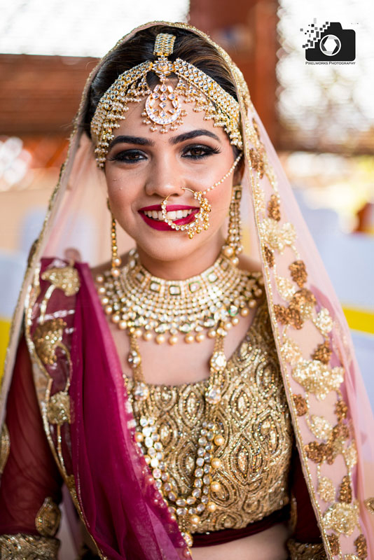 sindhi wedding Photographer in Pune pretty bride