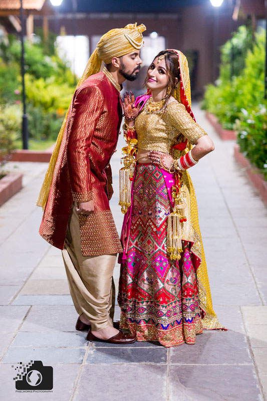wedding photographer in Pune sunny world